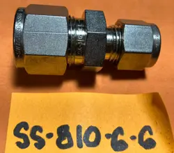 SS-810-6-6 SWAGELOK SST REDUCING UNION 1/2