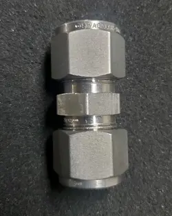 UNION FITTING.
