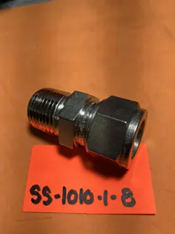 SS-1010-1-8 SWAGELOK SST