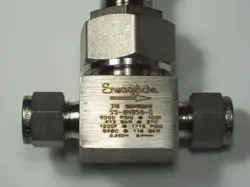SERVICE NEEDLE