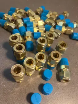 SWAGELOK BRASS 3/8