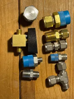 SWAGELOK PARTS LOT