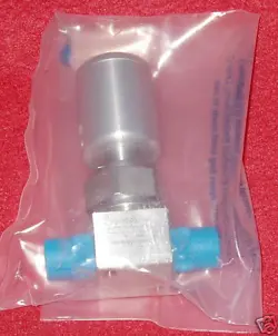 SWAGELOK SS VCO BELLOWS-SEALED VALVE, SS-BNVCO4-C