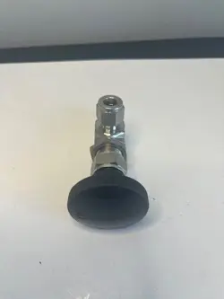 SWAGELOK SS-1RS6-A INTEGRAL BONNET ANGLE PATTERN NEEDLE VALVE NEW