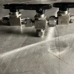 NEW SWAGELOK SS-43GS6 STAINLESS STEEL 316  3-VALVES IN THIS LOT. MAKE OFFER$??