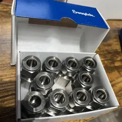 BOX OF 10 - SWAGELOK STAINLESS CONNECTOR, 1/2