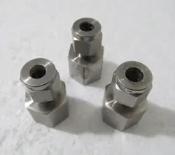 3X SWAGELOK STAINLESS STEEL CONNECTOR, 1/4
