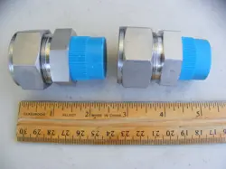 (2) SWAGELOK MALE CONNECTOR 1