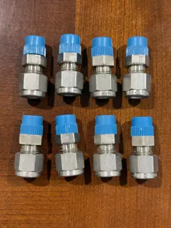 SWAGELOK TUBE FITTING, MALE CONNECTOR, 1/4 IN TUBE OD X 1/8 IN MALE - 1 LOT OF 8