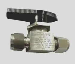 WHITEY/SWAGELOK SS-43S6 STAINLESS STEEL BALL VALVE
