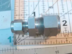 TUBE FITTING 1/4