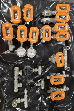 SWAGELOK 316 SS VALVE LOT