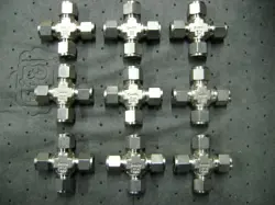 9-SWAGELOK SS-810-4 1/2