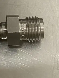 SWAGELOK TUBE ADAPTER