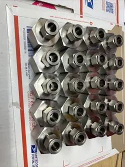 NEW SWAGELOK SS-810-7-16 1/2” X 1”
