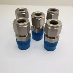 SWAGELOK SS-810-1-8 STAINLESS