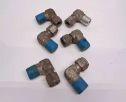 SWAGELOK S-600-2-6 ? 3/8  TUBE X 3/8  MNPT FITTING LOT OF 6 NEW