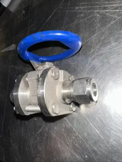 SWAGELOK VALVES