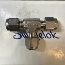 LOT OF (33) SWAGELOK 1/4