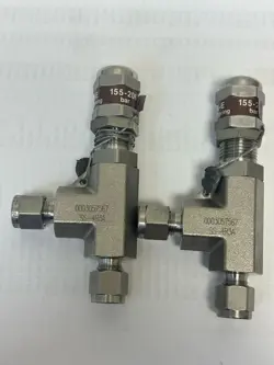 HIGH PRESSURE PROPORTIONAL RELIEF VALVE 1/4” SWAGELOK SS TUBE FITTING SS-4R3A