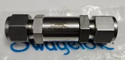 NEW SWAGELOK SS-8C-KZ-1/3 STAINLESS STEEL POPPET CHECK VALVE 1/3 PSI CRACKING