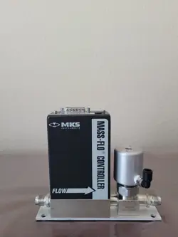 MKS MASS-FLOW CONTROLLER 2179A21CR1BV-S, AR 20SCCM FLOW WITH SWAGELOK 6LV-RD6901