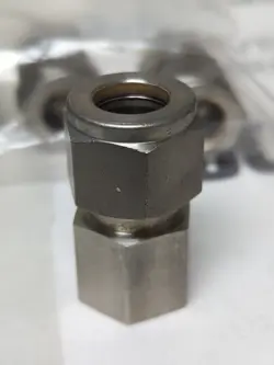 SS-810-7-4