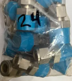 6- SWAGELOK STAINLESS STEEL CONNECTOR, 1/2