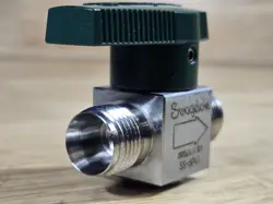 INSTRUMENT VALVE HALF