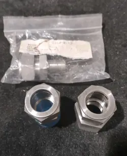 SWAGELOK SS-1610-1-16 SS-1610-7-16 SS-1610-R-12 FITTING LOT OF 3