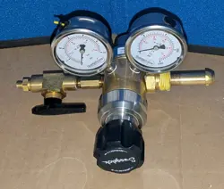 SWAGELOK / QUANTACHROME QCLP146 PRESSURE REGULATOR