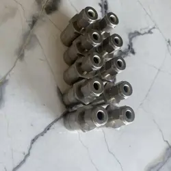 LOT OF 10 SWAGELOK SS-400-R-12 STAINLESS STEEL SWAGELOK TUBE FITTING