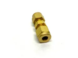 SWAGELOK B-400-6 BRASS