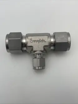 SWAGELOK TUBE FITTING REDUCING UNION TEE SS-810-3-8-4 - 1 LOT OF 4 (EB1561)