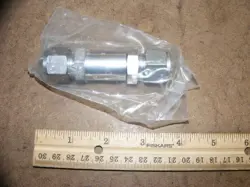 SWAGELOK SS-8C-1 CHECK VALVE 1 PSI ,  AIRCRAFT AIRPLANE (A96)