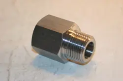 3/4 MNPT X 1/2 FNPT 316SS PIPE ADAPTER FITTING SWAGELOK-IPT CN12NM8NF10