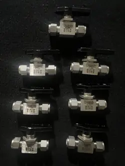 SWAGELOK 40G SERIES SS43GS6 BALL VALVE 3/8”