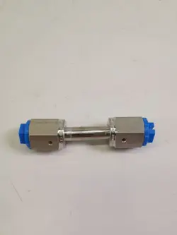 SWAGELOK SS-4-WVCR-6-DF STAINLESS STEEL TUBE FITTING 1/4