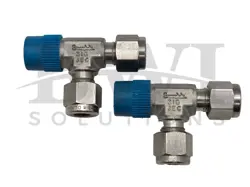 NEW SWAGELOK SS-400-3-4TMT SS MALE RUN TEE 1/4 X 1/4 MNPT X 1/4 (LOT OF 2)