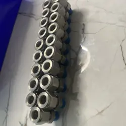 LOS OF 19 SWAGELOK SS-600-1-2 MALE CONNECTOR