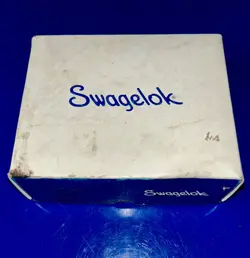 SWAGELOK SS-810-6  1/2