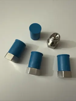 4X  SWAGELOK STAINLESS VCR FACE SEAL PLUG FITTING, 1/4
