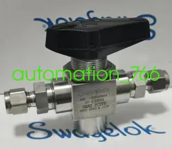 SWAGELOK SS-83XKS4