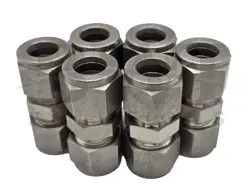 NEW SWAGELOK SS-810-6 STAINLESS STEEL UNION, 1/2 IN. TUBE OD SS8106 ( LOT OF 6 )