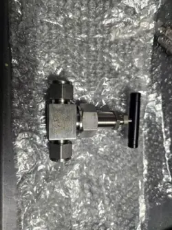SWAGELOK SS-6DBS8  BLOWDOWN NEEDLE VALVE