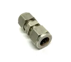 SWAGELOK SS-810-6 STAINLESS STEEL COMPRESSION UNION FITTING 1/2