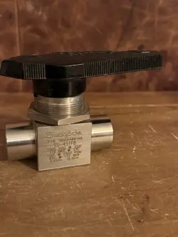 SWAGELOK SS-45TF8 BALL VALVE, 1/2