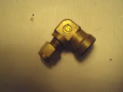 B-400-8-4, SWAGELOK FEMALE ELBOW 1/4