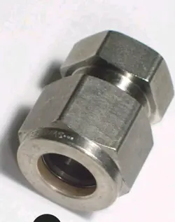 NEW SWAGELOK SS-810-C