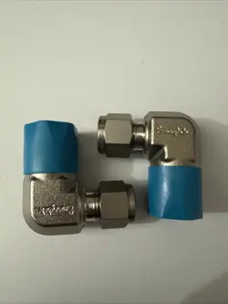 2X SWAGELOK SS-600-2-8